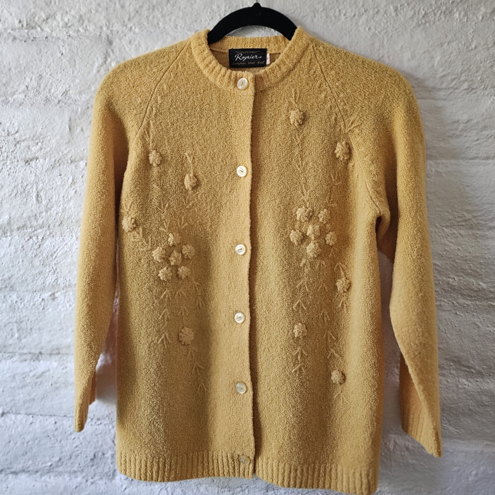 VTG WOOL Round Neck Floral Knit Cardigan Sz S - Picture 1 of 11